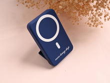 將圖片載入圖庫檢視器 性價比No.1 🥇奶油舒適手感無線充電器(立架式)