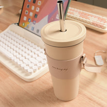 画像をギャラリービューアに読み込む, モランディカラーのミルクティーボトル