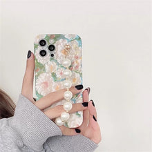 Load image into Gallery viewer, White flower oil painting mobile phone case