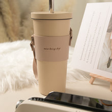 画像をギャラリービューアに読み込む, モランディカラーのミルクティーボトル